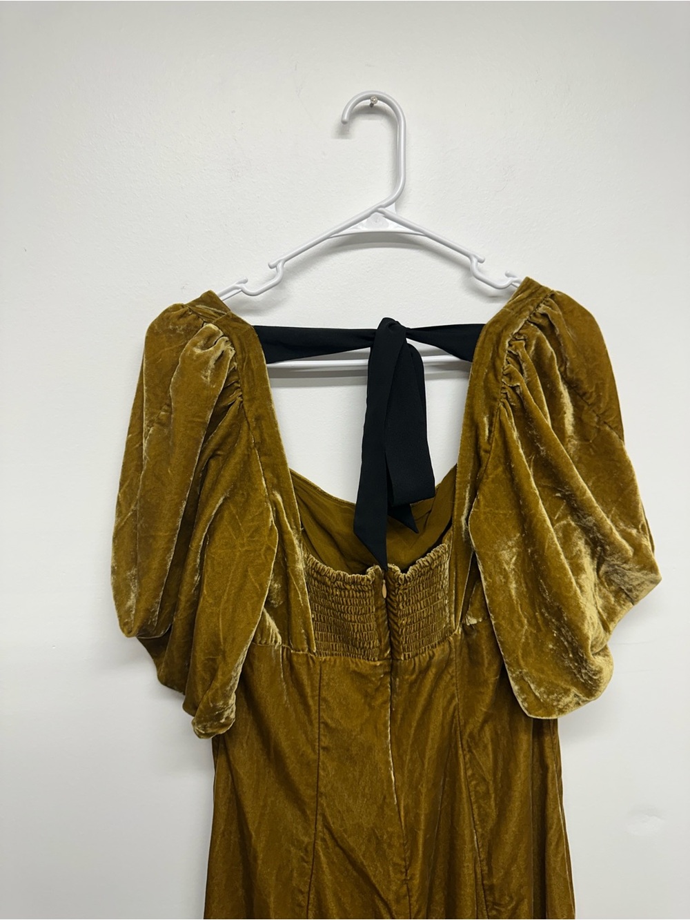 Anthropologie Short-Sleeve Square-Neck Velvet Midi Dress - Picture 8 of 11